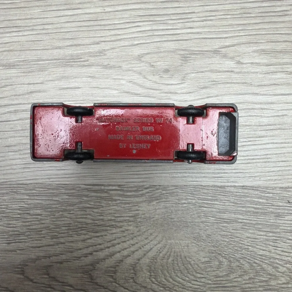 Matchbox No. 74 Daimler Bus & Matchbox Lesney Greyhound Coach No. 66 VTG Bundle